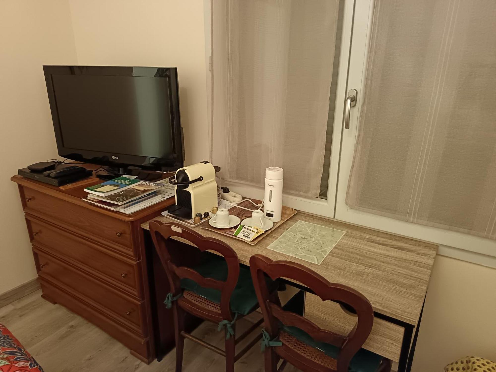 Chambre Et Table D'Hotes La Meule 폴리그니 외부 사진